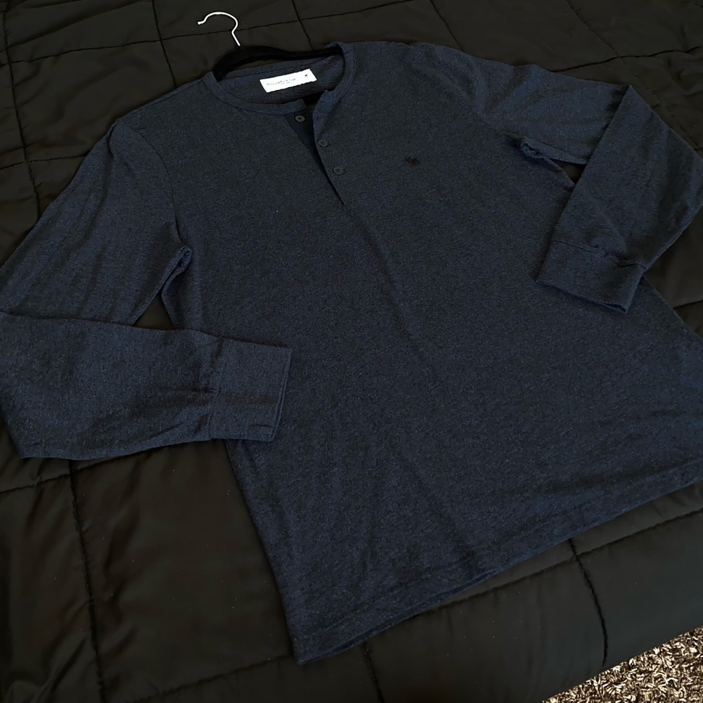 Discontinued Abercrombie long sleeve